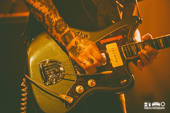 Dry Cleaning in concert