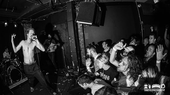 Royal Headache in concert