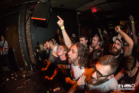 Royal Headache in concert