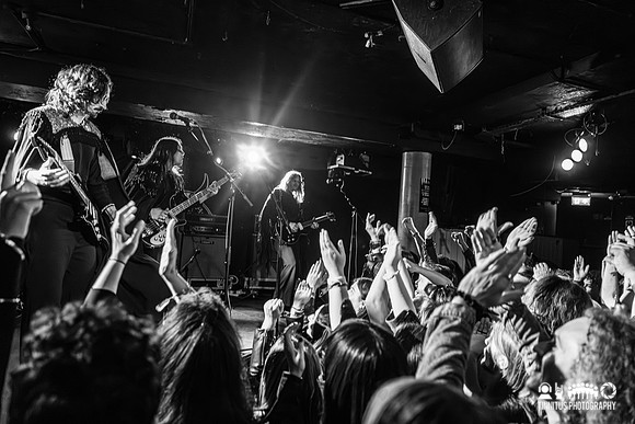 Hällas in concert