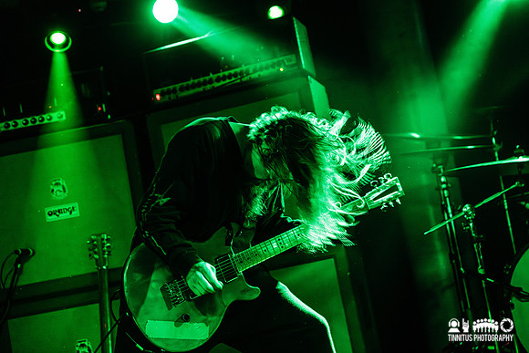 Instar Sling in concert