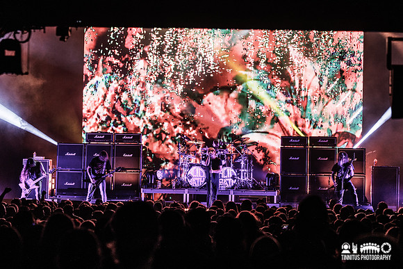 Acid Bath in concert