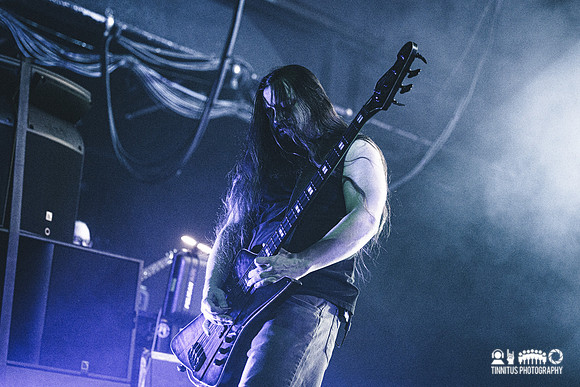 Acid Bath in concert