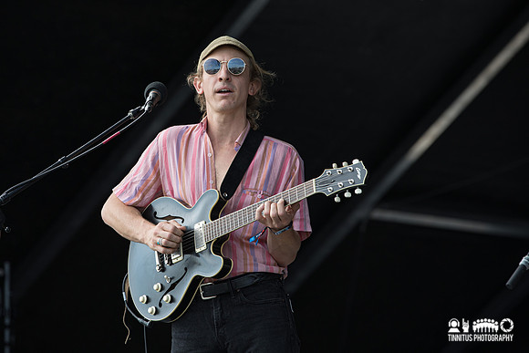 Big Thief in concert
