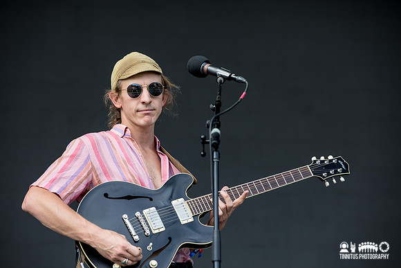 Big Thief in concert