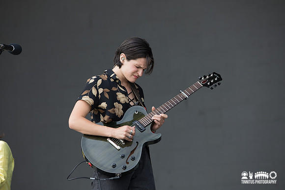 Big Thief in concert