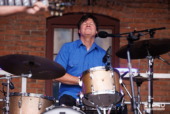 The Autumn Defense in concert