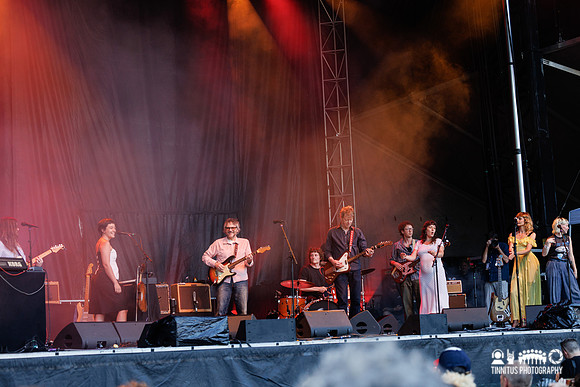 Jefff Tweedy and Friends in concert