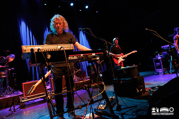 Jerry Harrison and Adrian Belew in concert