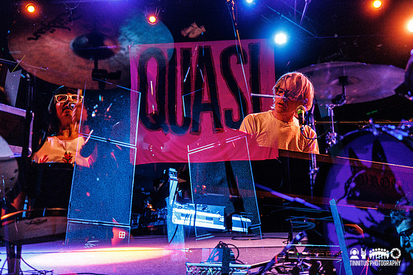 Quasi in concert