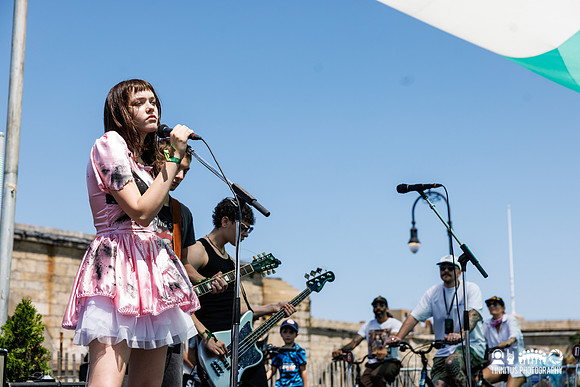 Belle Blue in concert