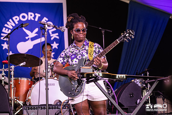 Yasmin Williams and William Tyler in concert