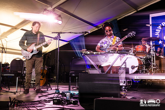 Yasmin Williams and William Tyler in concert