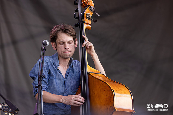Gillian Welch and David Rawlings play acoustic Grateful Dead at Newport Folk Festival.
