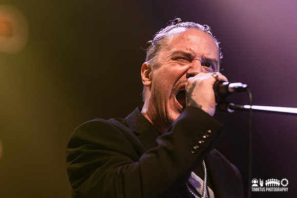 Tomahawk in concert