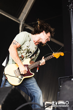 Clamm in concert