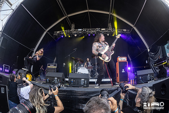 Hög in concert