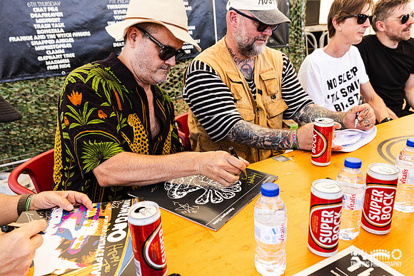 Turbonegro signing session