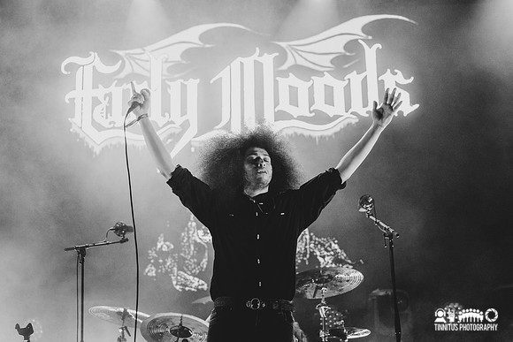 Early Moods in concert