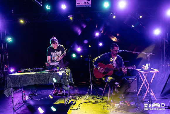 Ryan Wong + Sun Swept in concert
