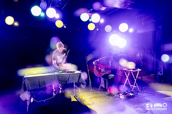 Ryan Wong + Sun Swept in concert