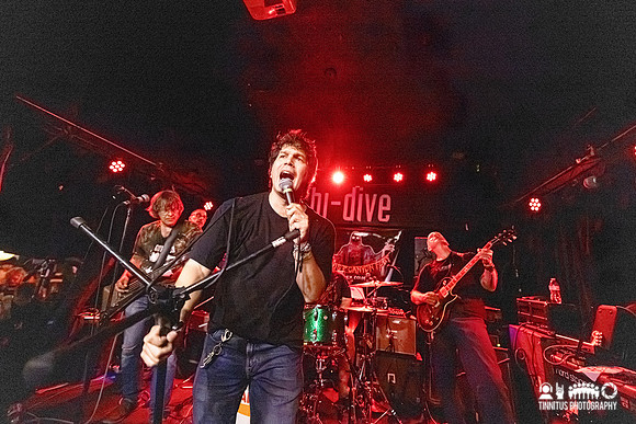 Silkworm in concert