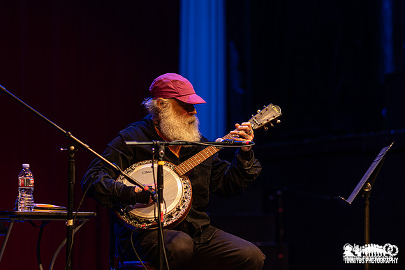 Daniel Higgs in concert