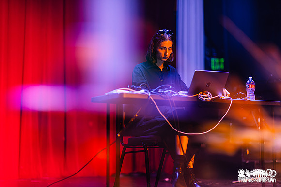 Claire Rousay in concert