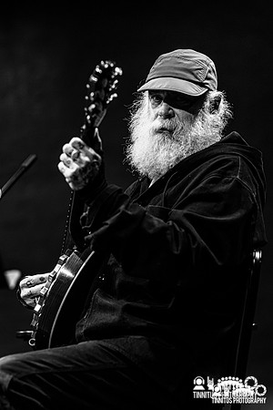 Daniel Higgs in concert