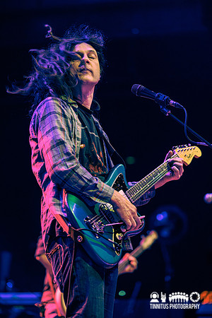 Kurt Vile and The Violators in concert