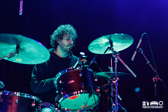 Sluice in concert