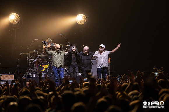 Pixies in concert