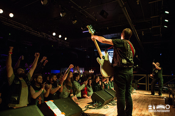 Terveet Kadet in concert