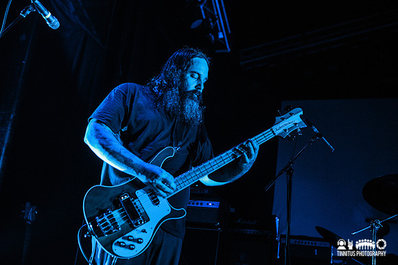 Om in concert