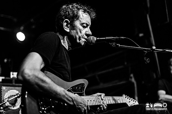 Roy Montgomery in concert