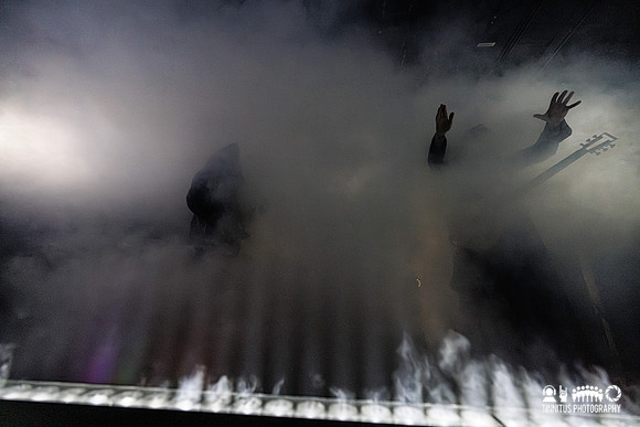 Sunn O))) in concert