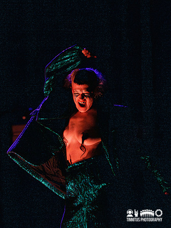 Peaches in concert