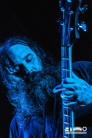 Om in concert