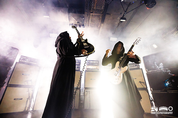 Sunn O))) in concert