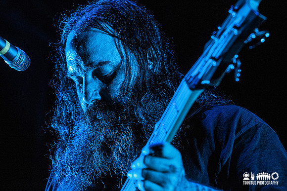Om in concert