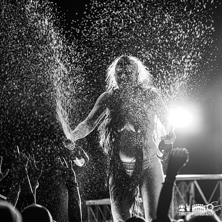 Peaches in concert