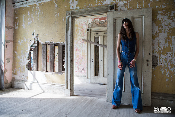 Nicki Bluhm