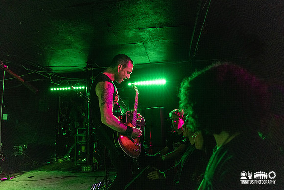 Cave In in concert