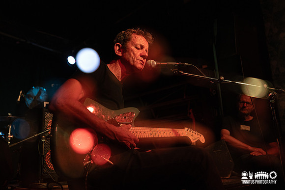 Roy Montgomery in concert
