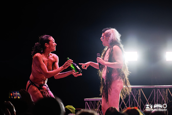 Peaches in concert