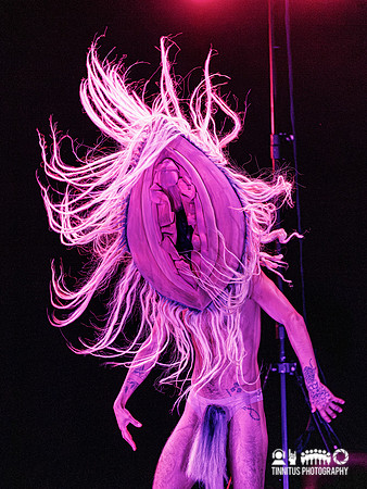 Peaches in concert