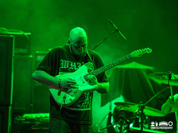 Tumbleweed Dealer in concert