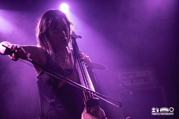 Jo Quail in concert