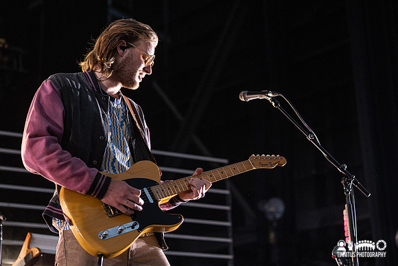 Milky Chance in concert