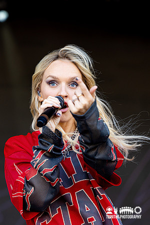 Zolita in concert